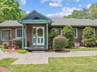 385 Read School House Rd, Coventry, RI 02816