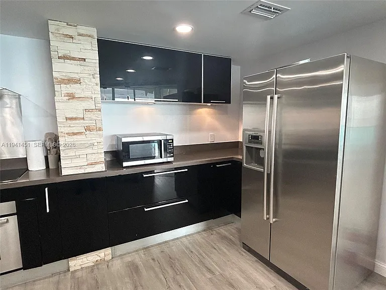 4001 S Ocean Dr #11 — Photo 8