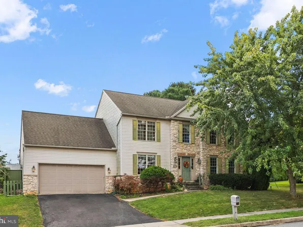 125 Verna Dr, Dallastown, PA 17313