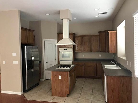 4th image of 9213 Worsley Park Pl