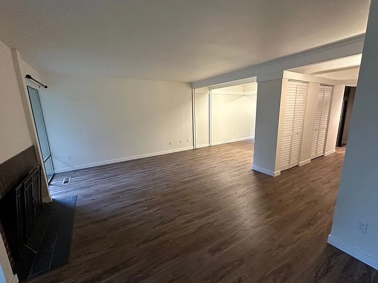 5705 Grove St — Photo 4