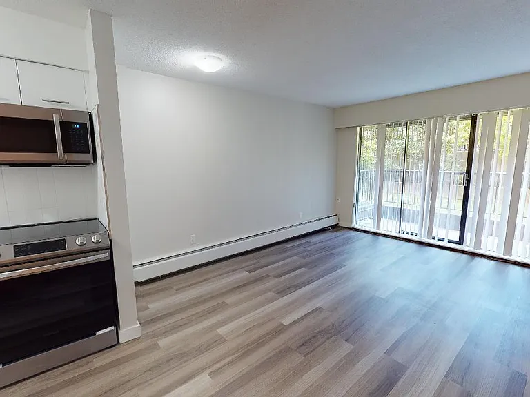 1373 W 73rd Ave — Photo 3