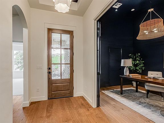 4th image of 3932 Shady Hill Trl