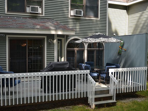 Large Private Rear Deck