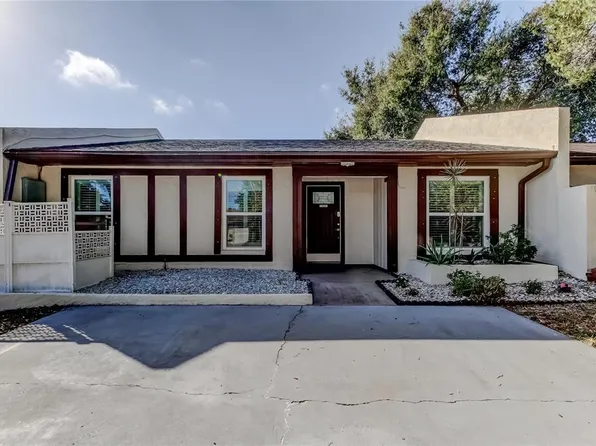 7705 Willow Park Dr, Temple Terrace, FL 33637