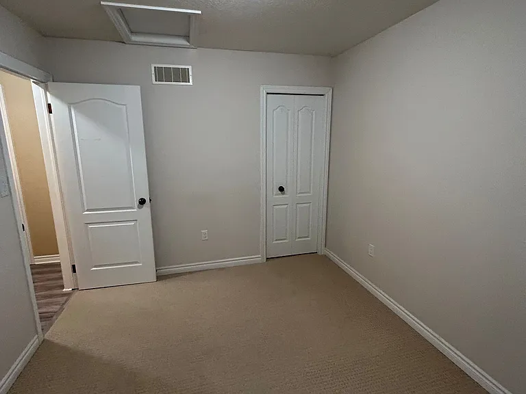 55 Mooregate Cres #13B — Photo 8