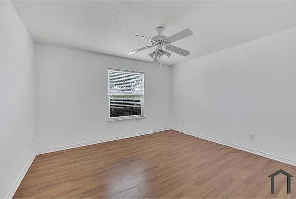 7449 Grass Valley Trl — Photo 15