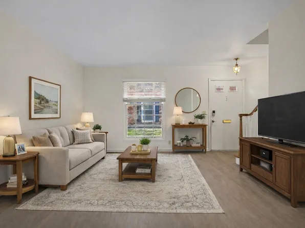 5025 Hillsboro Pike APT 10D, Nashville, TN 37215