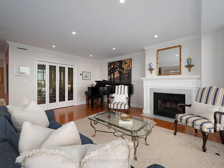 100 Lakeshore Rd E #1105 — Photo 13
