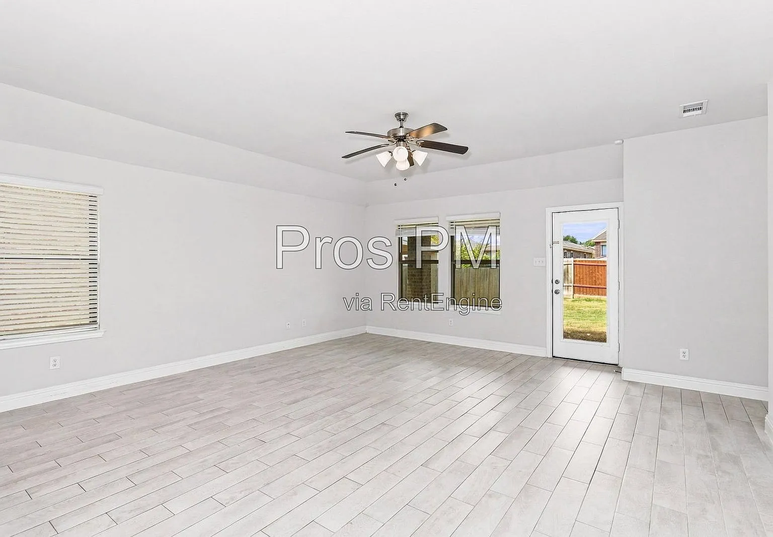 3 bed, 2.0 bath, 1662 sqft, $2,175 — Photo 4
