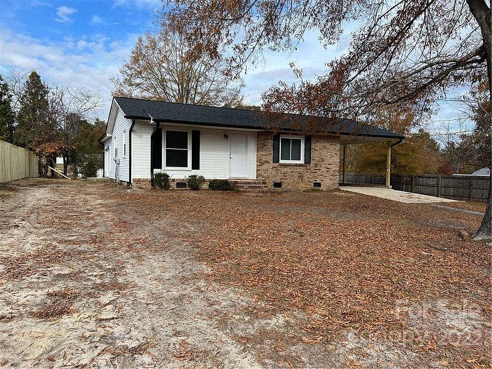 203 E Blakeney St, Pageland, SC 29728 MLS 3926696 Zillow