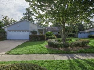 927 Mosshart Ln, Orlando, FL 32825