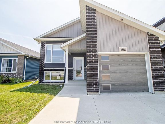 3rd image of 223 Manning Dr
