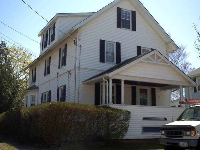 2nd image of 92 5th St