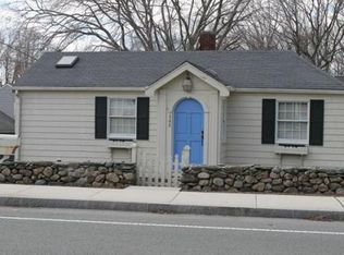 1748 Meridian St, Fall River, MA 02720