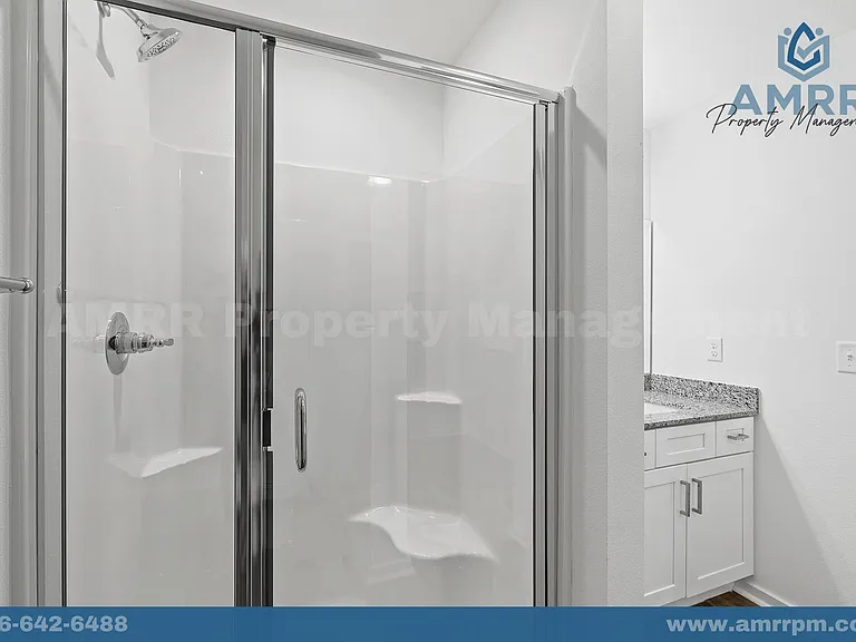 313 Foliage St — Photo 14