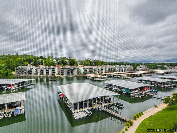 3rd image of 277 Bristol Bay Dr Unit 3B