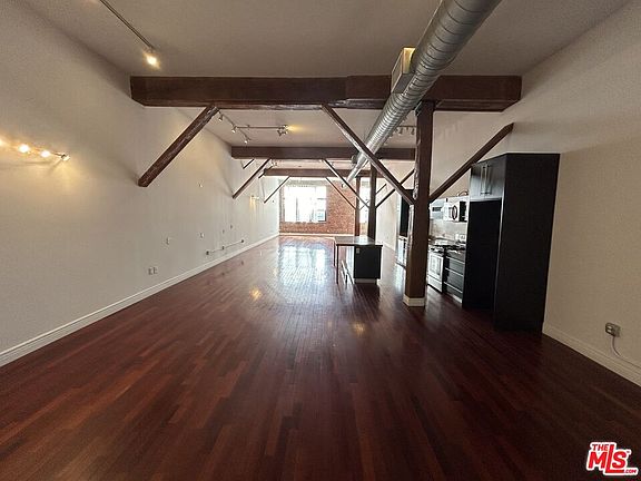 2nd image of 652 Mateo St Unit 206