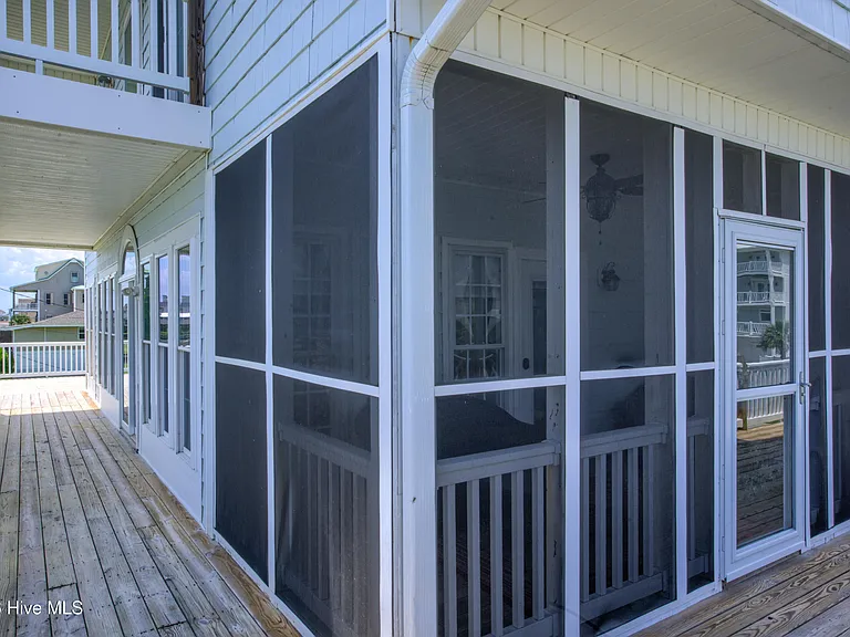 306 Marina Way — Photo 29