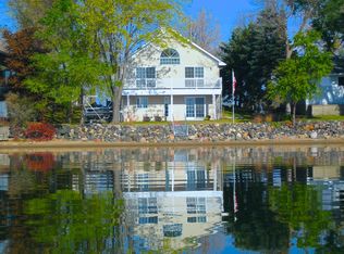 10389 Point Pleasant Rd, Chisago City, MN 55013