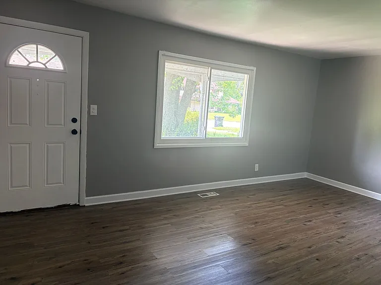 5073 Kentucky St — Photo 7