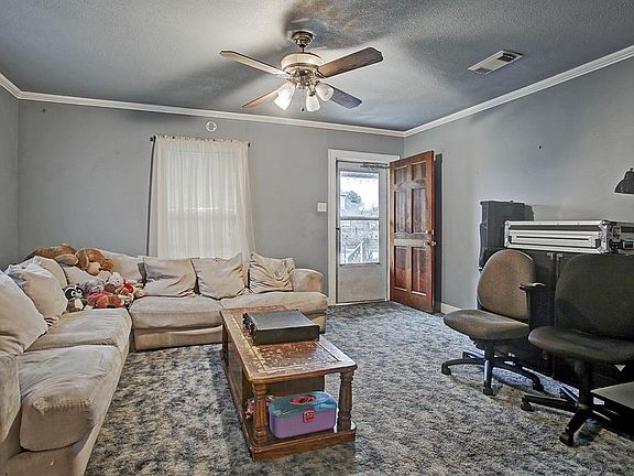 5th image of 6916 Brownsville St