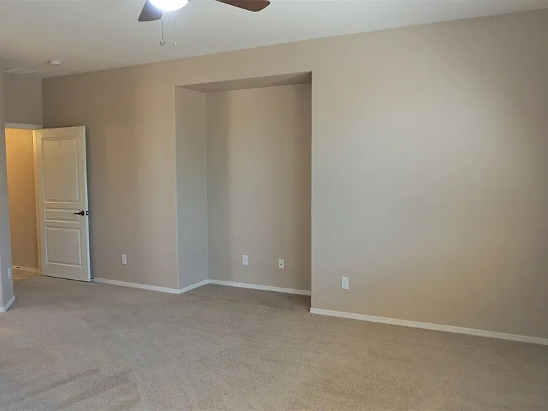 1858 Prairie Grass Dr — Photo 20