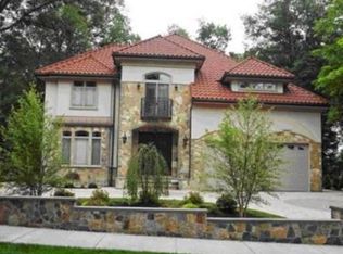 22 Sycamore Rd, Newton, MA 02459