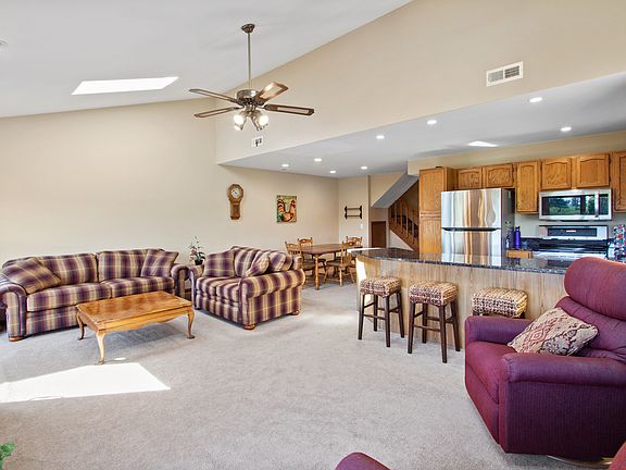 2nd image of 355 Havenwood Dr APT 5