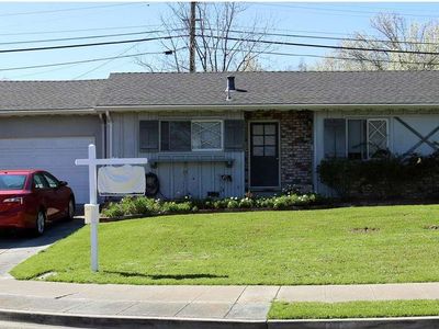 8124 Holanda Ln, Dublin, CA, 94568