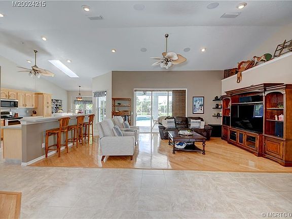 3rd image of 5140 SW Landing Creek Dr