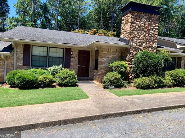 3385 Stonecrest Ct, Atlanta, GA 30341