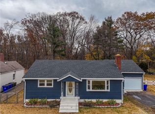 21 Circle Dr, Windsor Locks, CT 06096