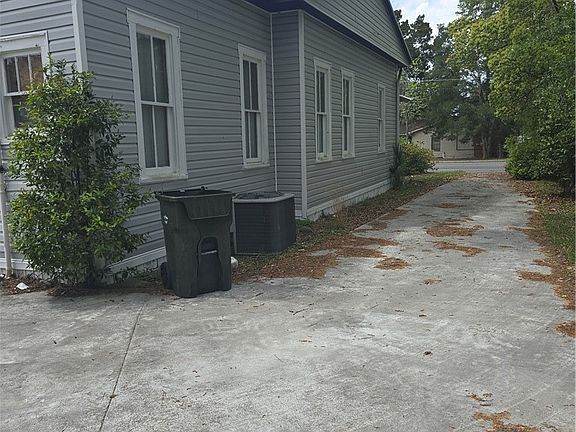 5th image of 1500 Clough St