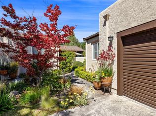 934 Shadyoak Dr, Santa Rosa, CA 95404