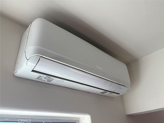 4th image of 7563 Lincoln Ave