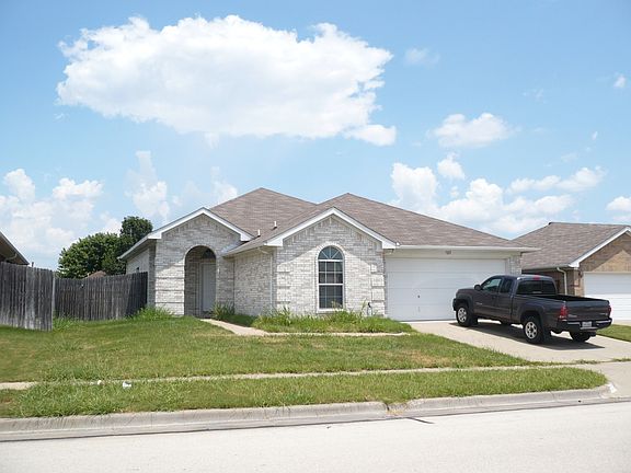 2nd image of 7211 Fossil Lake Dr