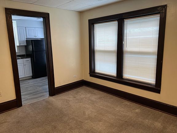 5th image of 278 Crosby St APT 2