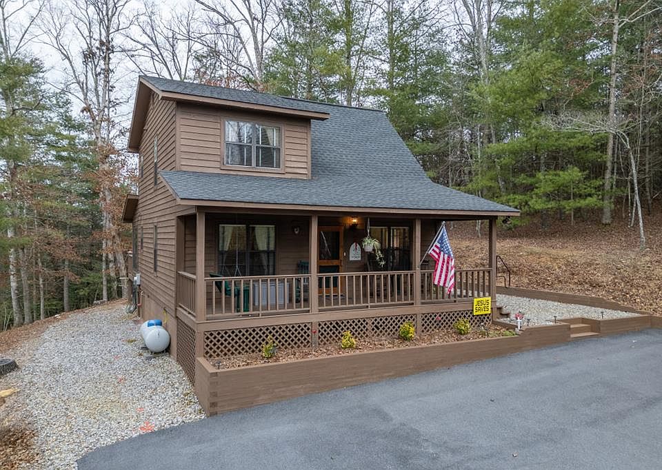 1st image of 39 Lillian Way