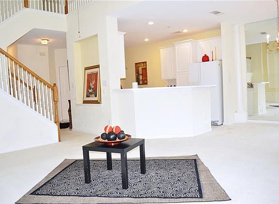 4th image of 7121 Wolfemont Ln