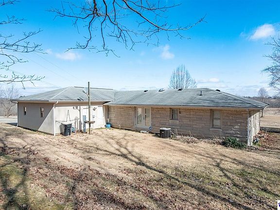 4th image of 614 Lilac Rd