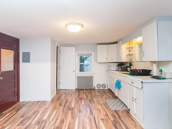 56R Newcomb St, Quincy, MA 02169