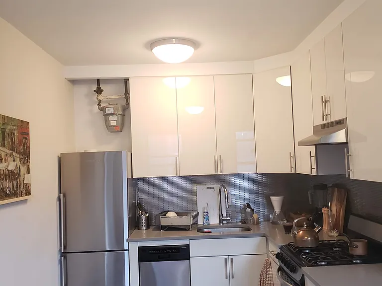 1202 Lexington Ave #D1 — Photo 12