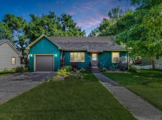 1304 Division St W, Faribault, MN 55021