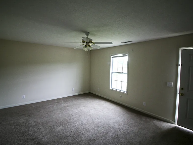 845 Kinniard Rd — Photo 10