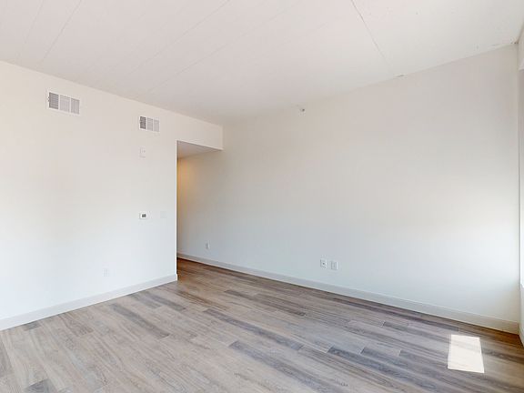 Dining/Living room