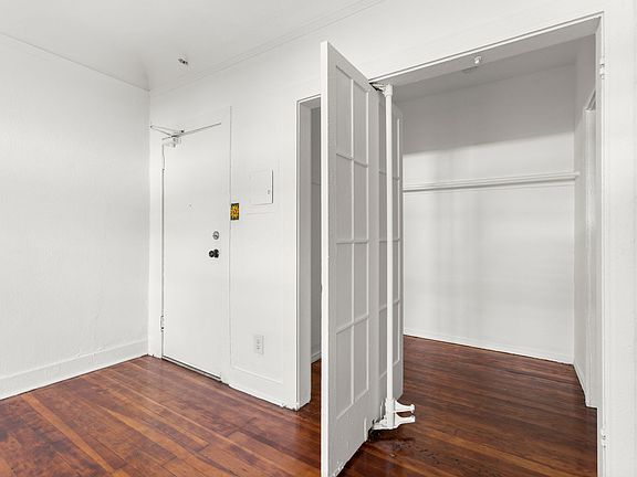 5th image of 6358 Yucca St APT 108