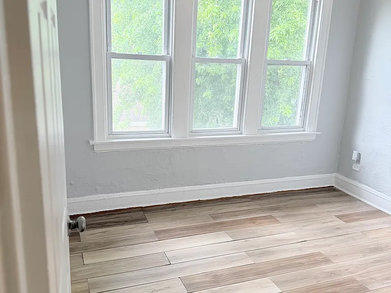 106 S Parkside Ave — Photo 9