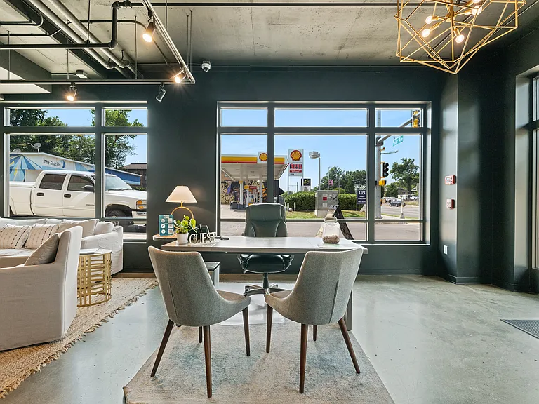 Art Lofts @ Overton — Photo 31