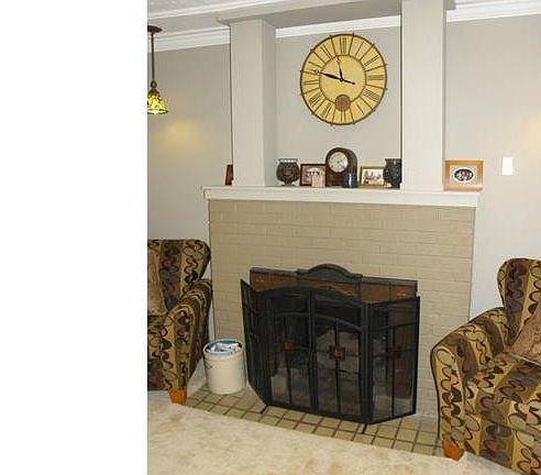 3rd image of 3668 Sanford Ave